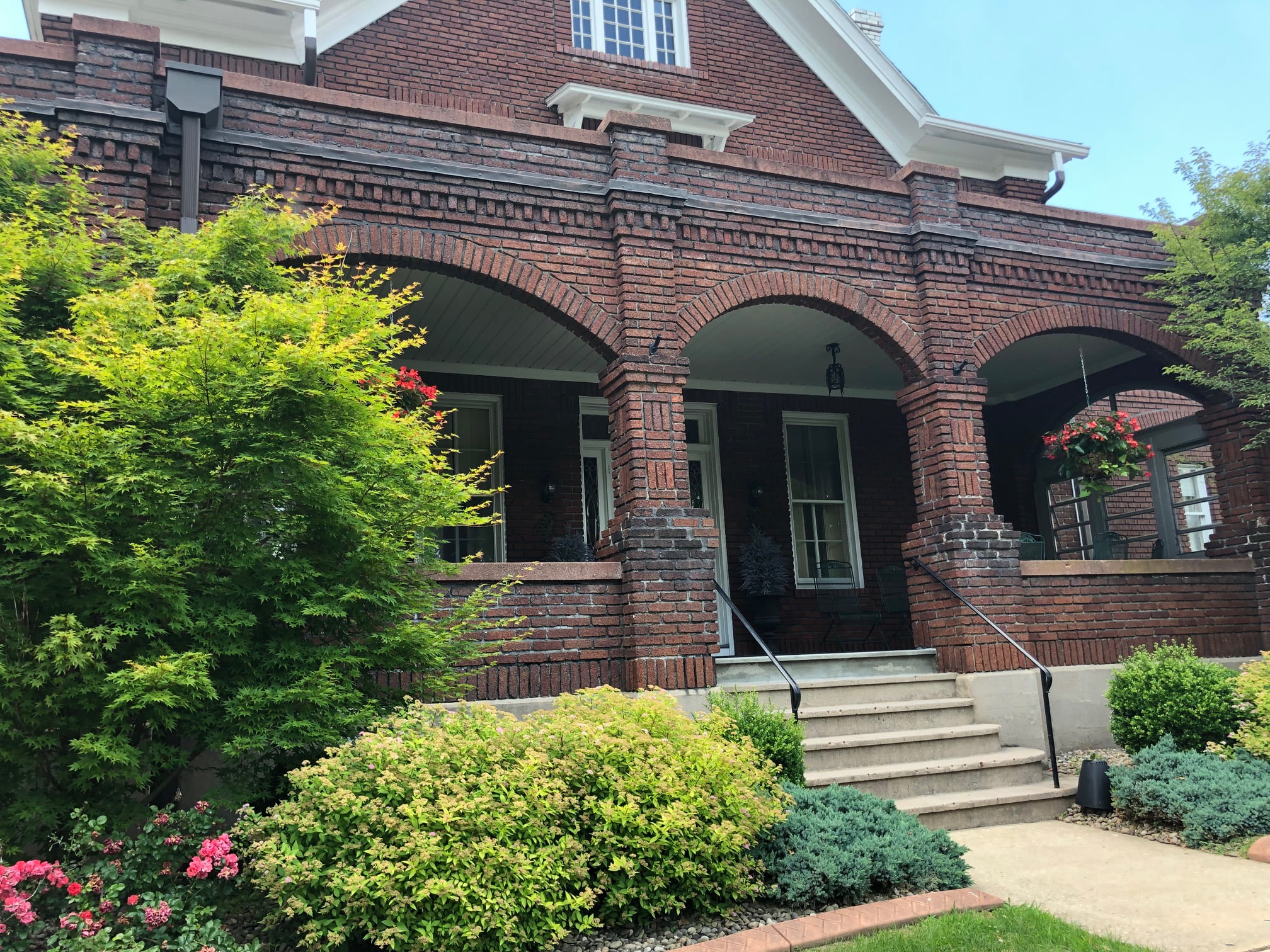 Stephanie Durst: Durst Funeral Home’s First Female Mortician | Downtown